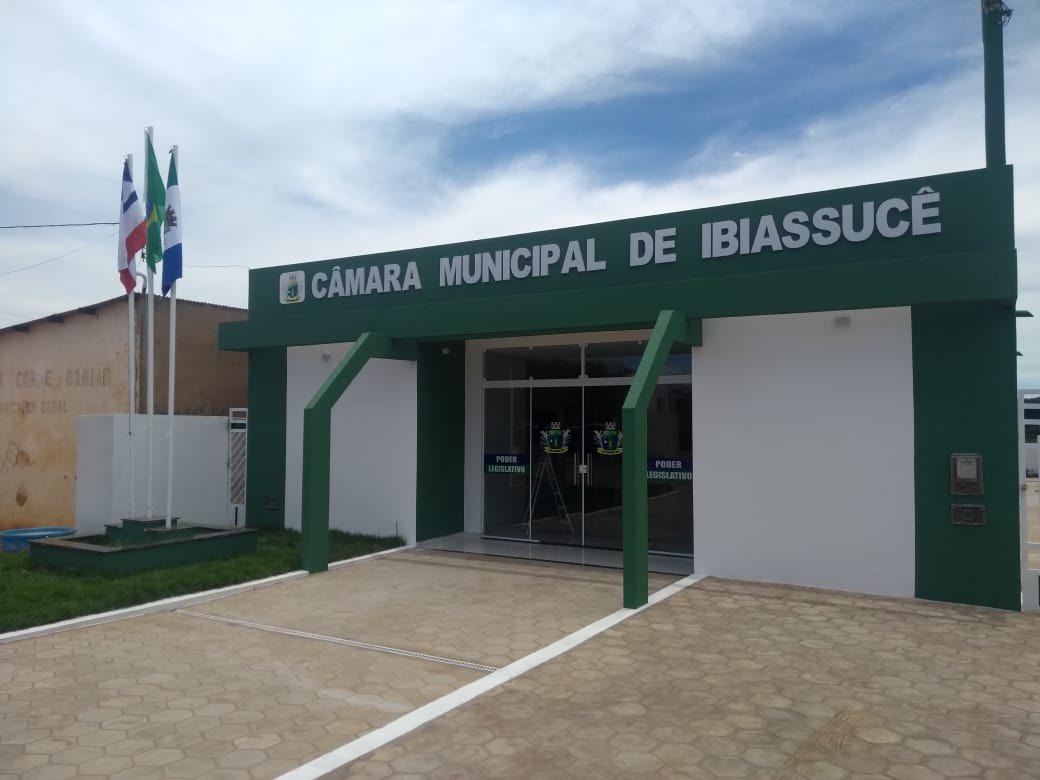 Câmara de Vereadores de Ibiassucê inaugura sede própria